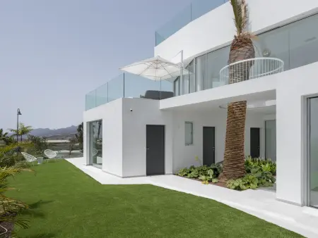 Villa de luxe à Ténérife avec piscine privée et vues imprenables - Photo 8