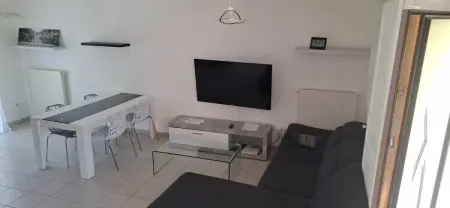 Maison familiale avec jardin à Le Mée-sur-Seine - Photo 6