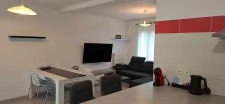 Maison familiale avec jardin à Le Mée-sur-Seine - Photo 9