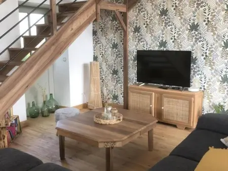 Charmant Gîte 6 Pers avec Piscine Privée et Jardin, Avon-les-Roches - Photo 7