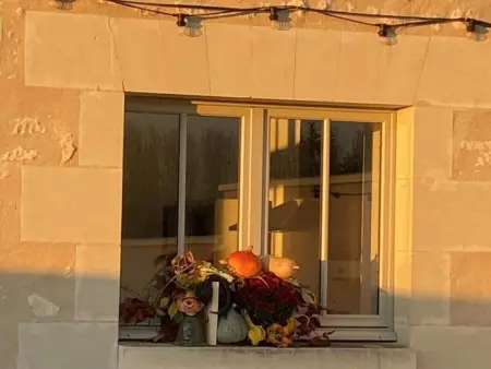 Charmant Gîte 6 Pers avec Piscine Privée et Jardin, Avon-les-Roches - Photo 22