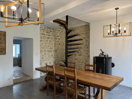 Gîte de Charme à Souvigny : Histoire, Nature & Sérénité - Photo 2