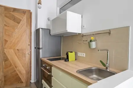 Studios Bohème, Tropical et Chic, Appartement central avec terrasse - Photo 12