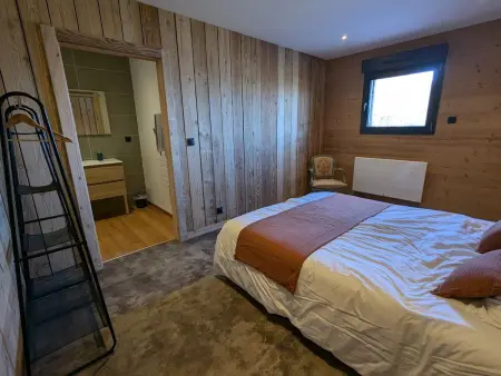 Gîte authentique à la montagne pour 10 pers. avec spa - Photo 9