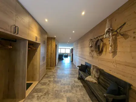 Gîte authentique à la montagne pour 10 pers. avec spa - Photo 11