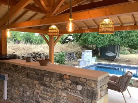 Maison paisible avec piscine privée et animaux acceptés - Photo 1