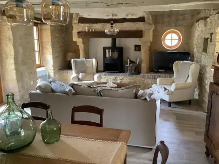 Maison paisible avec piscine privée et animaux acceptés - Photo 5
