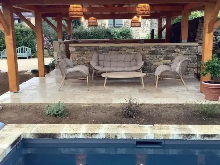 Maison paisible avec piscine privée et animaux acceptés - Photo 13