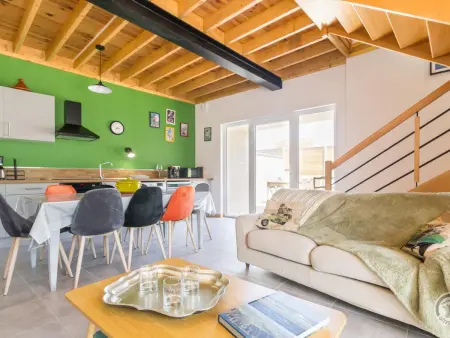 Maison lumineuse avec terrasse et jardin privé près de la plage - Photo 1