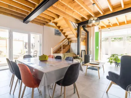 Maison lumineuse avec terrasse et jardin privé près de la plage - Photo 2