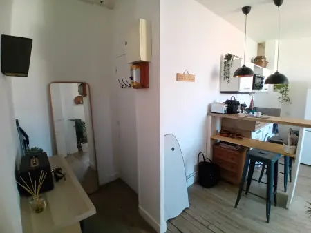 Charmant T2 avec Vue Mer et WIFI – 5 Min de la Plage - Photo 4