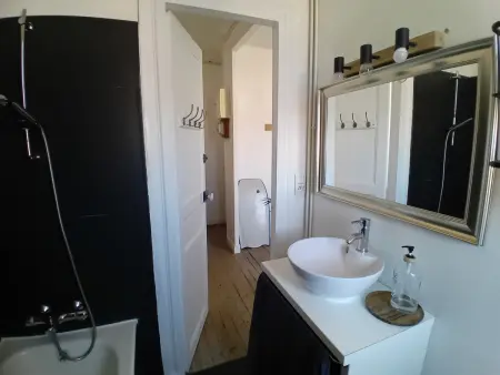 Charmant T2 avec Vue Mer et WIFI – 5 Min de la Plage - Photo 8