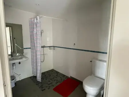 Gîte restauré avec parc et jeux, idéal pour familles - Photo 6