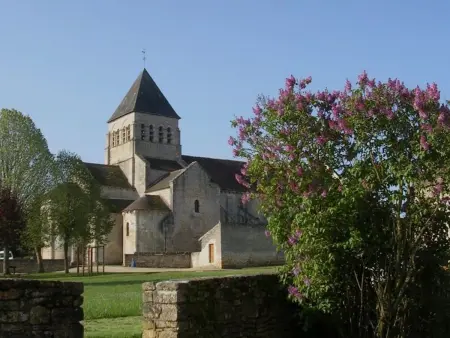 Gîte restauré avec parc et jeux, idéal pour familles - Photo 18