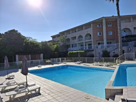 Studio rénové avec piscine, climatisation à St Florent - Photo 15