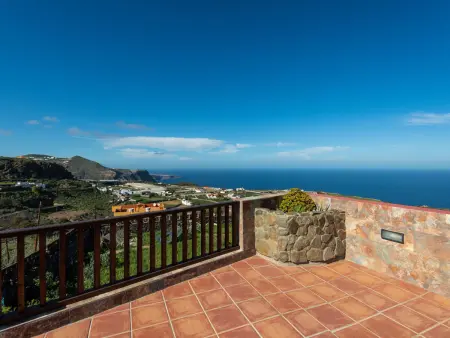 Villa moderne à Moya avec piscine privée, Gite 7 personnes à Moya - Photo 1