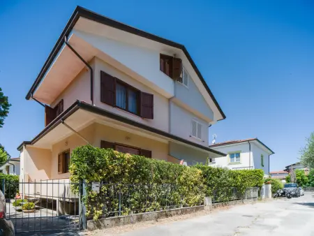 Casa Claudia, Maison 7 personnes à Lido di Camaiore - Photo 2