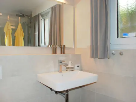 Nido di Rondine, Maison 2 personnes à Aldesago - Photo 12