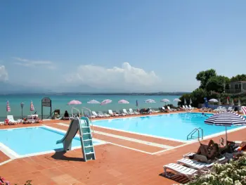 Huisje in Peschiera del Garda,Camping Wien IT2808.651.1 N°241000