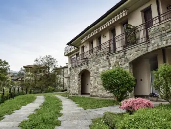 Varèse, Casa en Luino, Achillea IT2085.150.1 N°52631