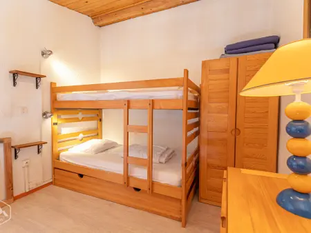 Appartement vintage-chic près des pistes avec parking et vue - Photo 2
