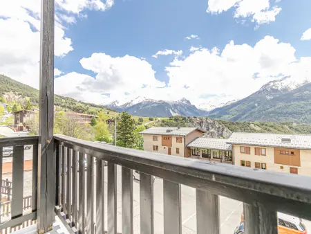 Appartement vintage-chic près des pistes avec parking et vue - Photo 5