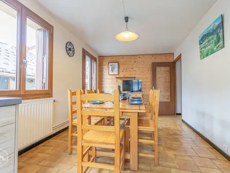 Appartement spacieux, centre village, animaux acceptés - Photo 1