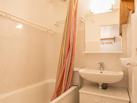 Aussois : Appartement cosy pour 4 avec WiFi, proche pistes et loisirs - Photo 4