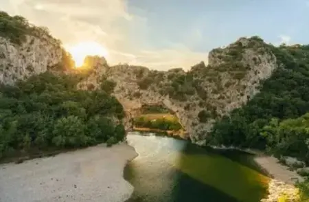 Villa spacieuse avec piscine à Saint-Michel-d'Euzet - Photo 37