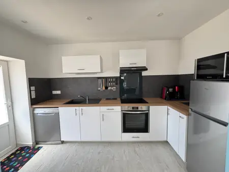 Maison rénovée 4 pers – Cour fermée et parking - Photo 3