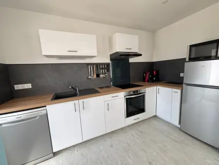 Maison rénovée 4 pers – Cour fermée et parking - Photo 11