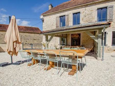 Maison de caractère avec jardin et piscine chauffée - Photo 17