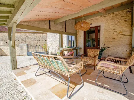 Maison de caractère avec jardin et piscine chauffée - Photo 19