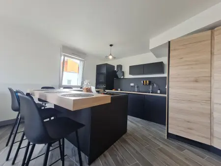 Appartement contemporain 3 chambres avec vue sur canal, parking et internet à Nancy - Photo 9