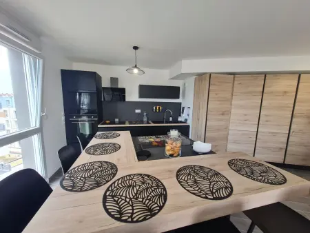 Appartement contemporain 3 chambres avec vue sur canal, parking et internet à Nancy - Photo 10
