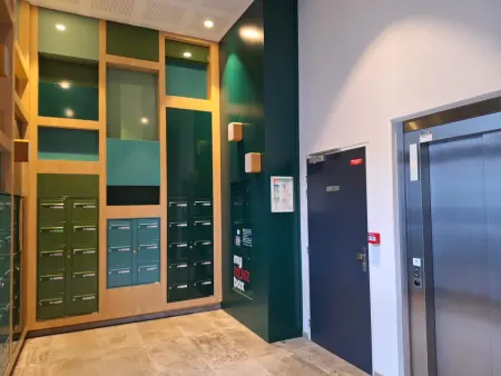 Appartement contemporain 3 chambres avec vue sur canal, parking et internet à Nancy - Photo 20