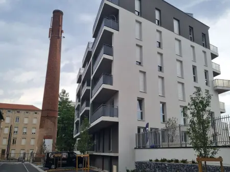 Appartement contemporain 3 chambres avec vue sur canal, parking et internet à Nancy - Photo 24