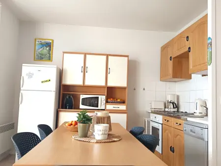 Super Besse: Appartement 6 pers. lumineux avec balcon et cuisine équipée - Photo 3