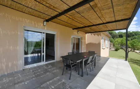 Maison 8 personnes à Saint Michel d'Euzet - Photo 1