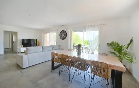 Maison 8 personnes à Saint Michel d'Euzet - Photo 4