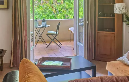 Gîte avec piscine, Maison 2 personnes à La Tour d'Aigues - Photo 1