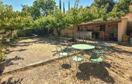 Gîte avec piscine, Maison 2 personnes à La Tour d'Aigues - Photo 7