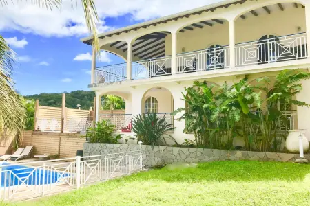 Spacieuse villa à Deshaies avec piscine privée - Photo 1