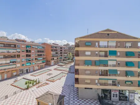 Appartement 2 Ch. avec Terrasse, Idéal pour Explorer Grenade - Photo 1