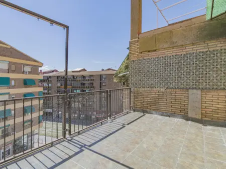 Appartement 2 Ch. avec Terrasse, Idéal pour Explorer Grenade - Photo 16