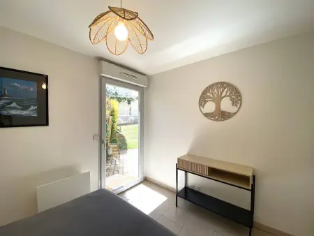 Appartement avec terrasse, jardinet clos et parking à Perros-Guirec - Photo 6
