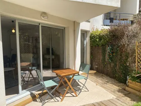 Appartement avec terrasse, jardinet clos et parking à Perros-Guirec - Photo 9