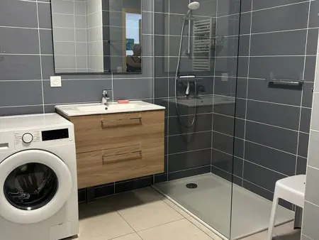 Appartement spacieux au centre, près télécabine, terrasse - Photo 4
