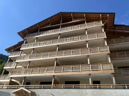Appartement spacieux au centre, près télécabine, terrasse - Photo 13