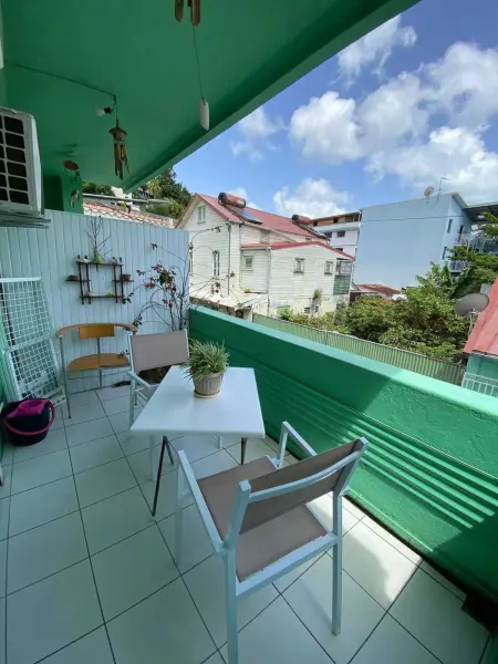Studio confortable à Fort-de-France de 25 m² avec balcon privé - Photo 9